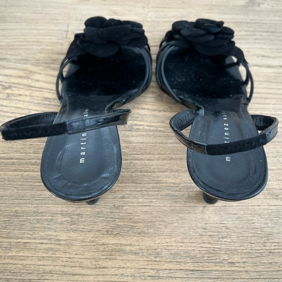 Sandals - Picture 2 of 4